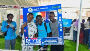 UniverSalon CROUSZ (4)